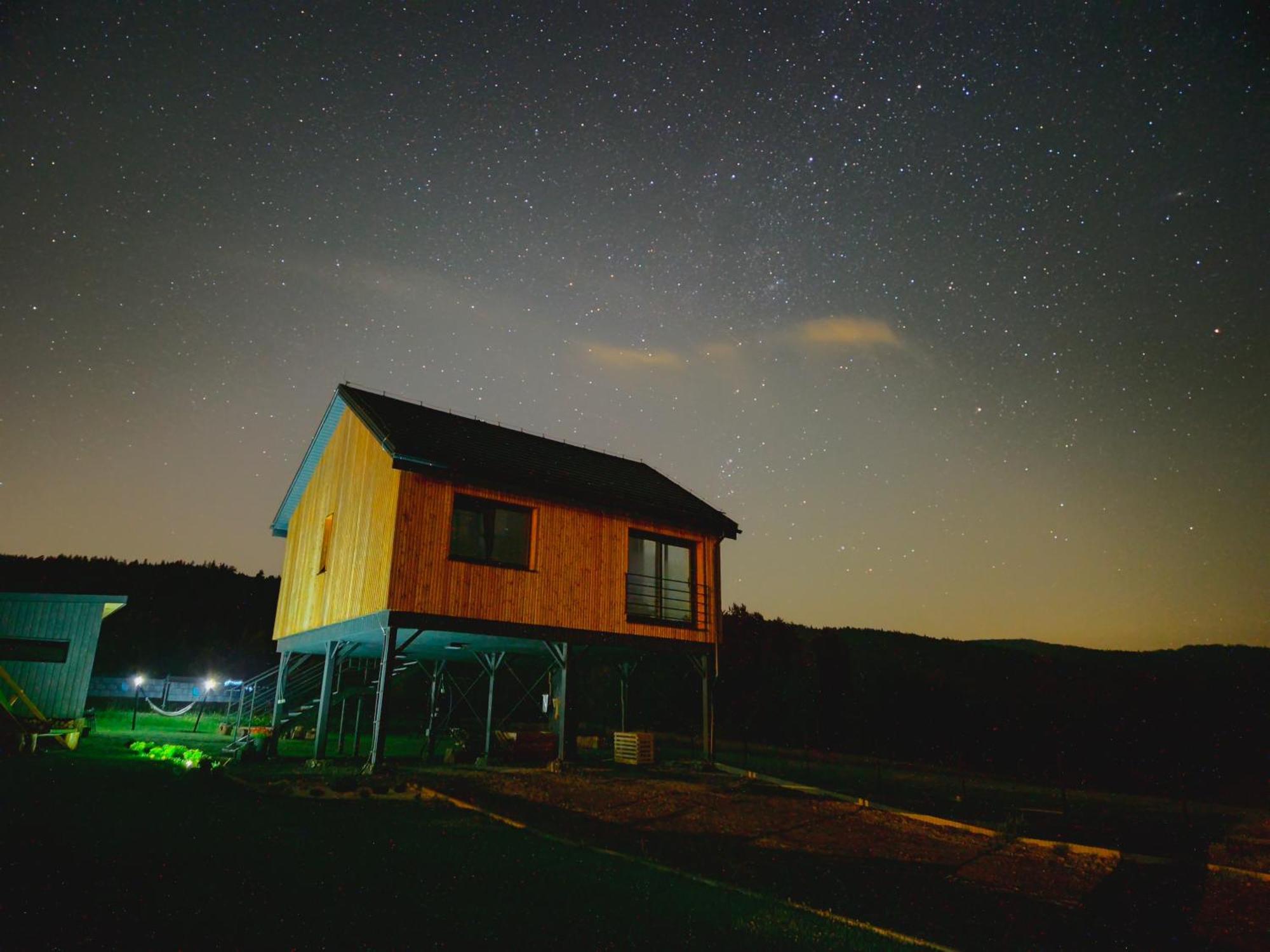 Natur House Beskidy - Dom Z Drzewa Ksiezycowego Z Sauna I Balia Jacuzzi!! Apartman Slemien Kültér fotó