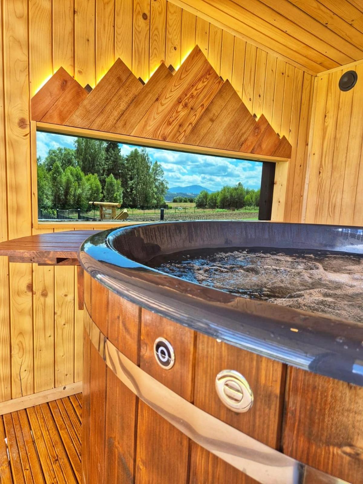 Natur House Beskidy - Dom Z Drzewa Ksiezycowego Z Sauna I Balia Jacuzzi!! Apartman Slemien Kültér fotó